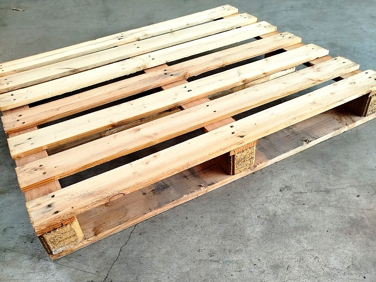 Palet americano de 1000 por 1200